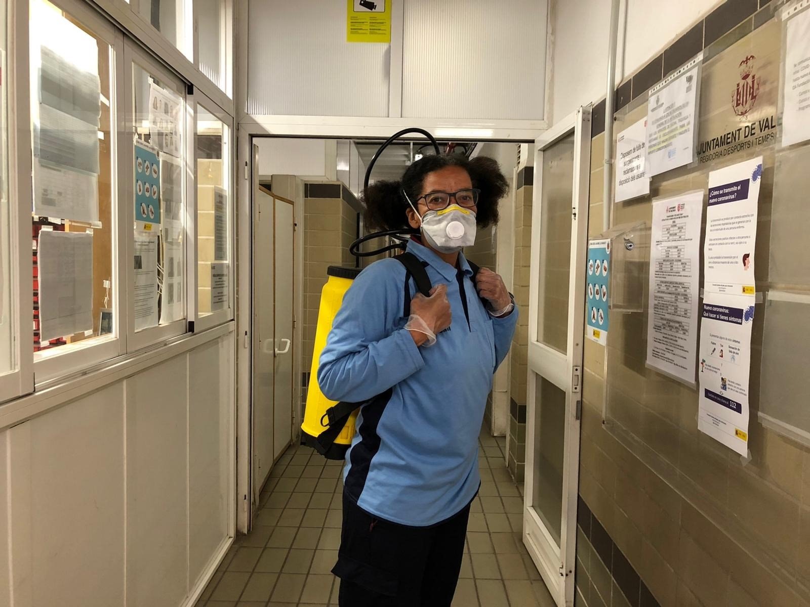 El Ayuntamiento de València habilita hasta 214 plazas para personas sin hogar en polideportivos