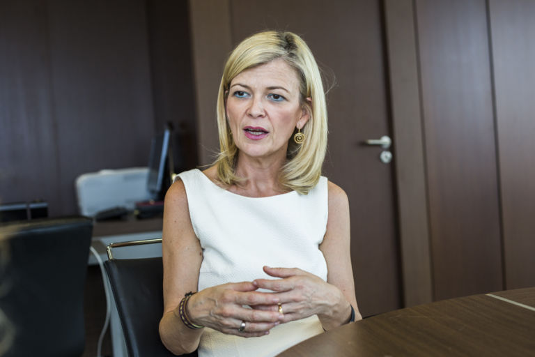 Bravo considera discriminatorio aplicar el permiso retribuido al personal laboral y no al resto de funcionarios