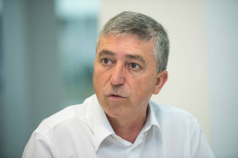 El Gobierno insta al Consell a retirar el cambio de los horarios comerciales por el estado de alarma