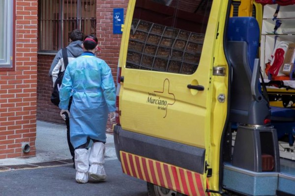 Muere en el hospital Reina Sofía el primer médico de la Región por coronavirus