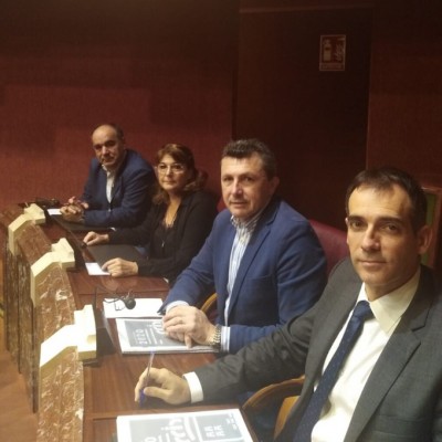 Los diputados regionales de Vox donarán 1.000 euros de su sueldo mientras dure el estado de alarma