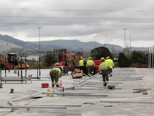 Los 17 parques de Bomberos Forestales se implican para avivar el montaje del hospital de campaña