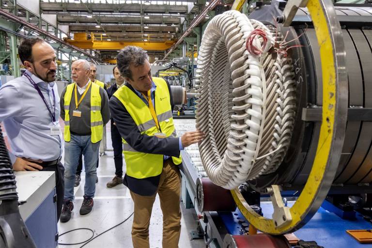 La Comunitat es la segunda en la que más crece la producción industrial en febrero con 3,5%