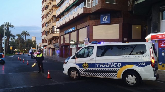 La Policía Local arresta a tres personas en Alicante por incumplir el confinamiento
