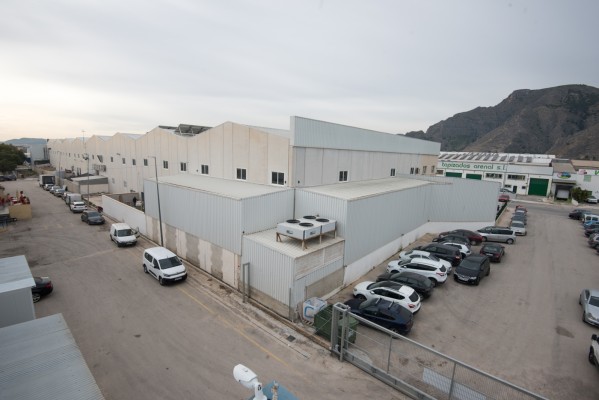 El 80% de las empresas del polígono industrial Puente Alto se ven obligadas a parar su actividad
