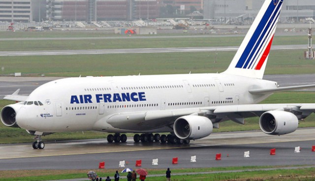 Francia aplazará el pago de impuestos a las aerolíneas por la crisis del coronavirus 