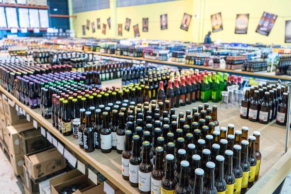 Bierwinkel crea una caja sorpresa de cervezas artesanas valencianas para llevártela a casa