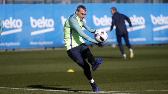 Mathieu entrenará a prueba con el Sporting de Portugal