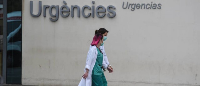 El índice de ocupación de las UCI en la Comunitat Valenciana sube al 68 % y quedan 245 camas libres