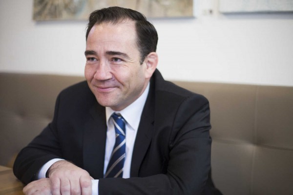 La SGR reclama 140.000 euros a la patronal de los constructores tras quedarse la casa de su presidente