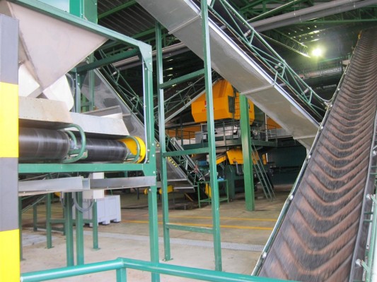 La industria de la cogeneración prevé que marzo acabará con un 13% menos de producción
