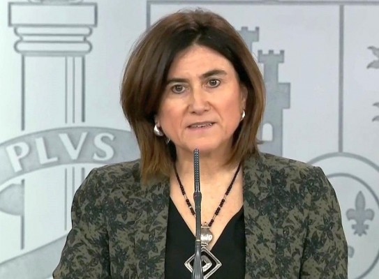Sanidad estudia trasladar a pacientes entre comunidades autónomas por el colapso de las UCI