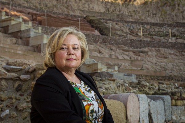 Ana Correa: 