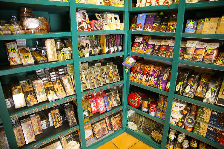 Las ventas del comercio minorista se disparan en febrero un 6,7% en la Comunitat Valenciana