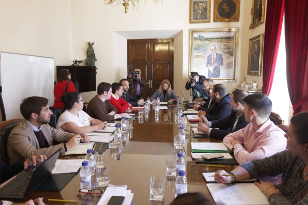 Castelló ya trabaja en un 'Plan Marshall' municipal para reactivar la economía después del Covid-19