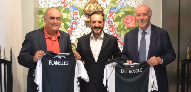 Del Bosque recuerda su paso por Castellón y anima a jóvenes y mayores a respetar la cuarentena