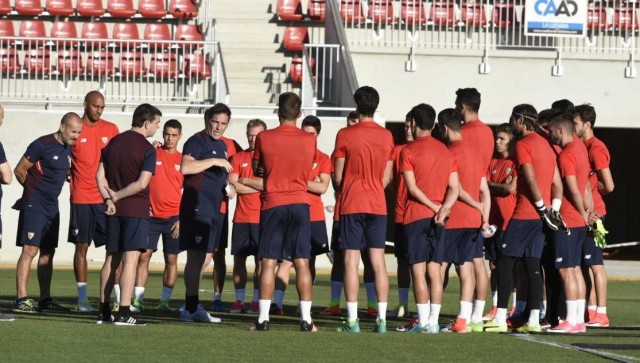 El 'Toto' Berizzo hace madrugar al Sevilla en el arranque de la pretemporada
