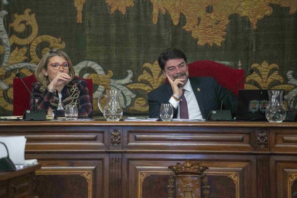 Alicante ante el espejo del presupuesto: siete meses para cumplirlo; la oposición, en fuera de juego