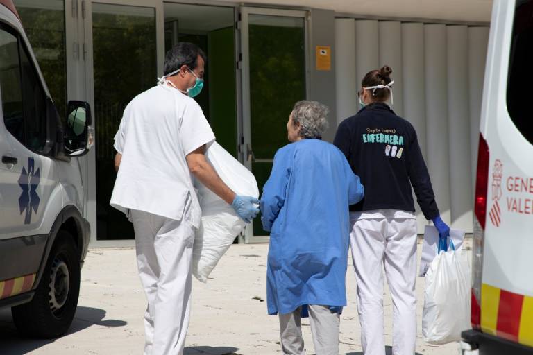 CSIF avisa de que los EPI repartidos a hospitales son 