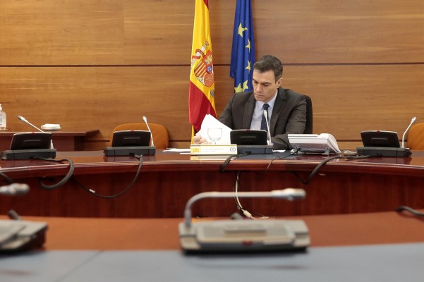 Sánchez defiende su gestión: 