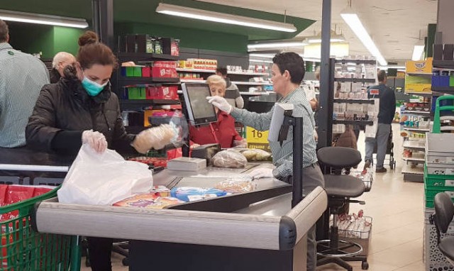 Fundació Caixa Rural Vila-real ayudará a colectivos vulnerables con el servicio de compra a domicilio