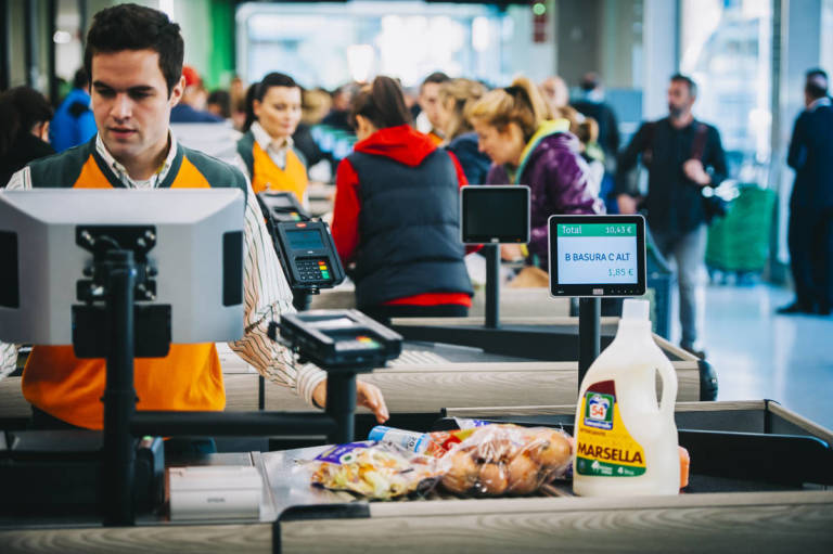 Supermercado de Mercadona. Foto: KIKE TABERNER - 