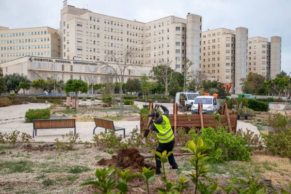 La movilización de hoteles: el Consell recopila una treintena para uso sanitario y 10 de guardia