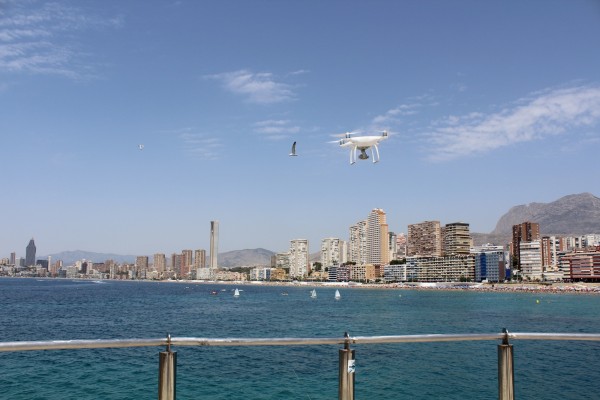 La Policía Local de Benidorm controlará con el dron que se cumple el confinamiento