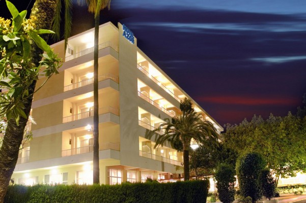 Grupo Intur pone a disposición de Sanidad su hotel de Castelló y el Azor de Benicàssim