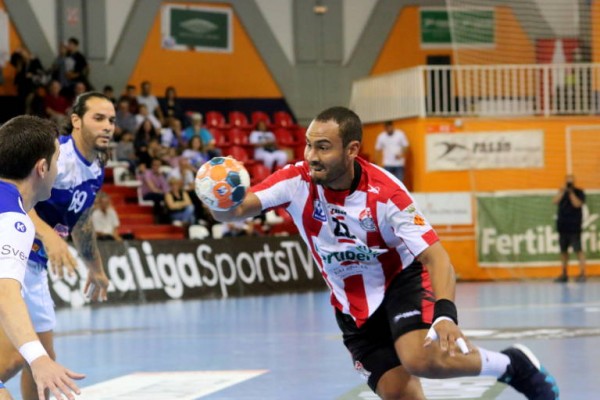 Los comités técnicos de árbitros de balonmano de Valencia y Madrid crean un seminario 'on line'