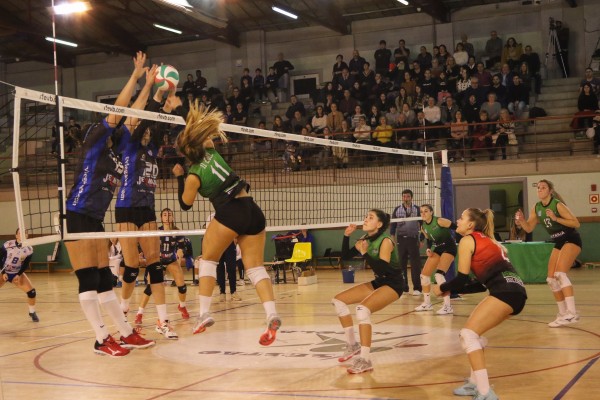 La RFEVB da por terminadas las Superligas-2 masculina y femenina de voleibol por el coronavirus