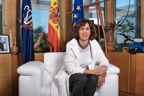 Irene Lozano: 