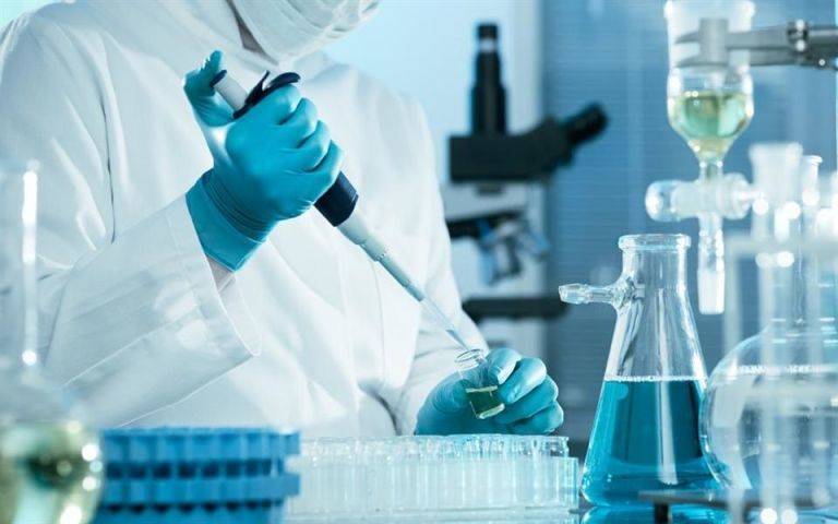 Un ensayo clínico europeo evalúa cuatro tratamientos contra el Covid-19