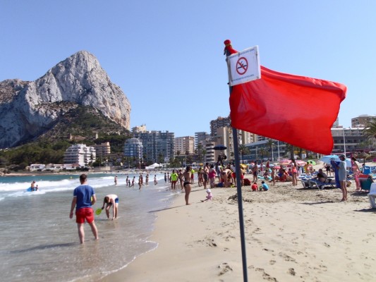 Calp tendrá socorristas en sus playas del 1 de mayo al 15 de octubre
