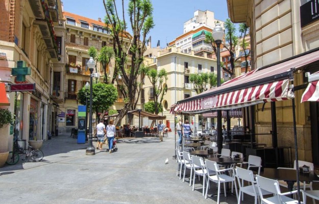 Hostemur ofrece 3 hoteles para sanitarios y transportistas que necesiten cama
