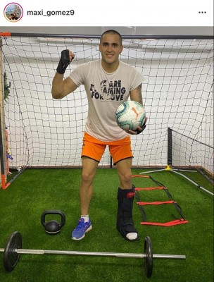 Maxi Gómez acelera su recuperación desde casa