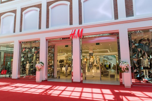 CCOO pide a H&M que rectifique y que solo aplique el ERTE si la alarma se extiende más allá del 15 de abril
