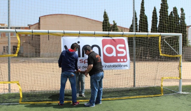 Hallar la ocasión en la crisis: una empresa de Nules, desbordada con los pedidos deportivos a domicilio