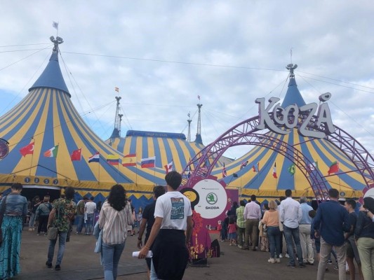  Los circos ofrecen sus carpas para albergar hospitales de campaña