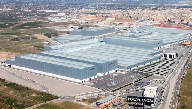 Porcelanosa cierra toda su producción y manda a trabajar desde casa a todo su personal de oficinas