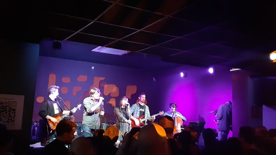 Música als bars culturals: condemnats a entendre’s

