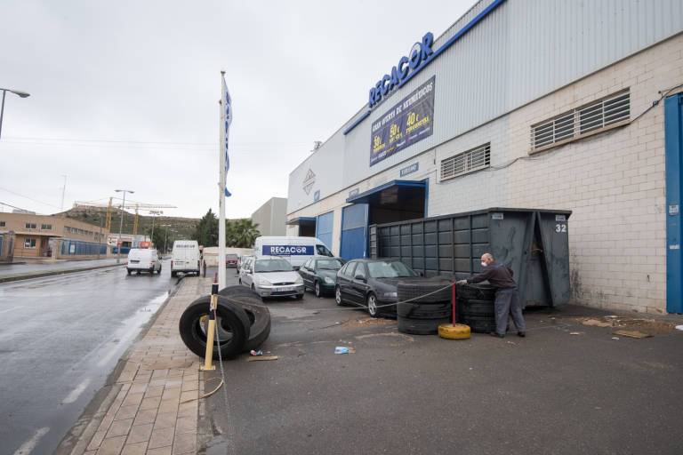 Los ERTE, sin freno: Castellón los cuadriplica en un día y afectan ya a 32.000 trabajadores valencianos