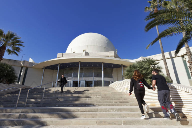 El Planetari cierra y aplaza las XXVIII Jornadas de Astronomía previstas para abril