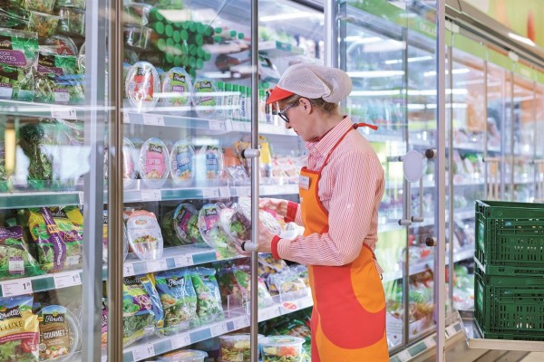 Familias de 58.925 alumnos con beca comedor tendrán un 'vale' para comprar en Consum