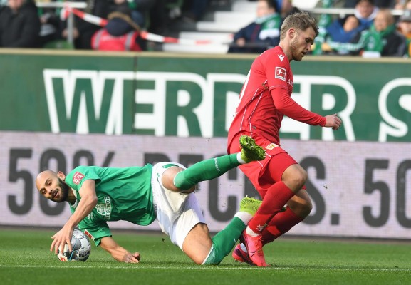 La Bundesliga se plantea recortar salarios de jugadores por el coronavirus