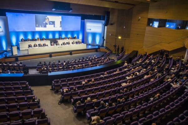 El Gobierno amplía a diez meses el plazo para celebrar juntas de accionistas