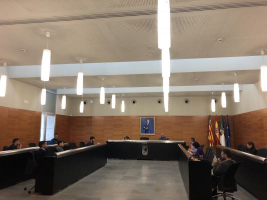 San Vicente celebrará el pleno a puerta cerrada y solo abordará cuestiones de gestión