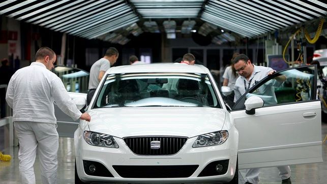 Seat presenta un ERTE para sus 14.800 trabajadores por 