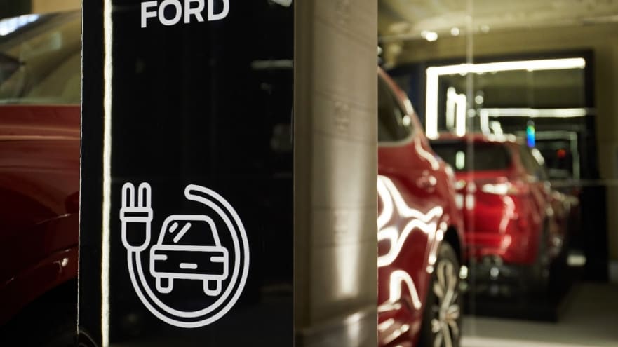 Ford regresa a Casa Decor en su nueva edición para ‘Acercar El Mañana’ de la mano del nuevo Kuga PHEV