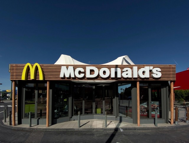 McDonald's suspende temporalmente la actividad de todos sus restaurantes, incluyendo el McDelivery